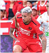 Junior confirmó una dura baja en la defensa para el primer semestre